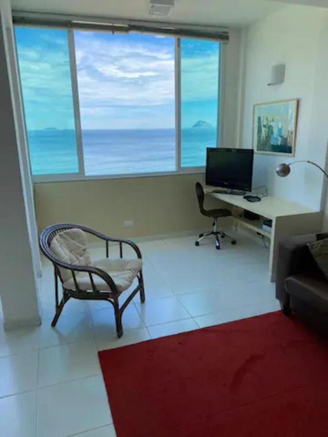 Apartment Apto. Leme 10º Andar Frente O Mar Rio de Janeiro