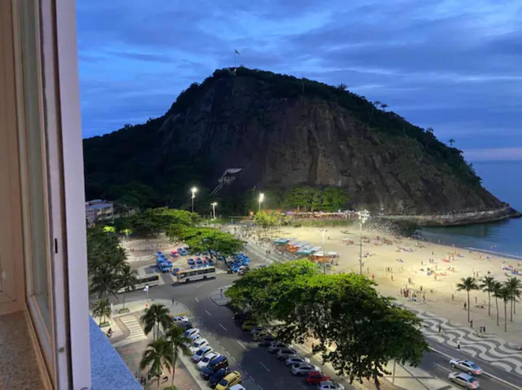 Apto. Leme 10º Andar Frente O Mar 公寓