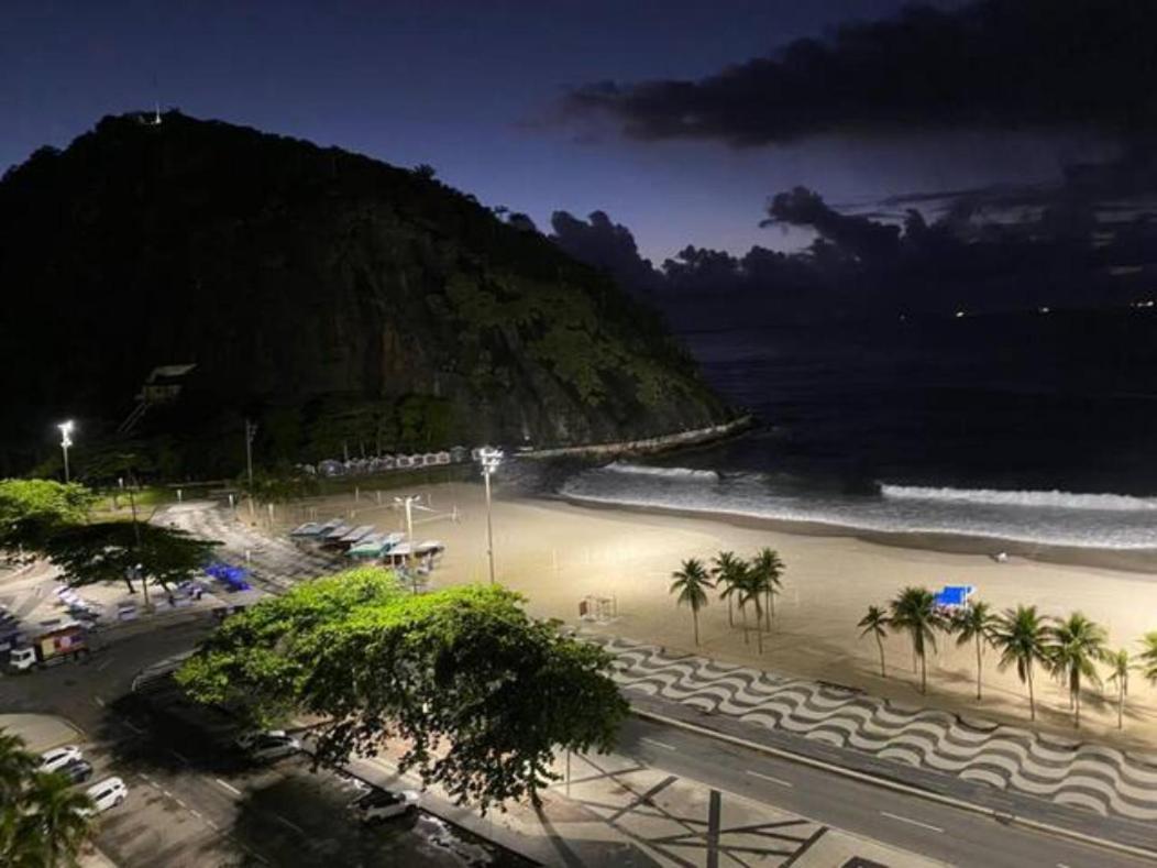 Apto. Leme 10º Andar Frente O Mar 里约热内卢